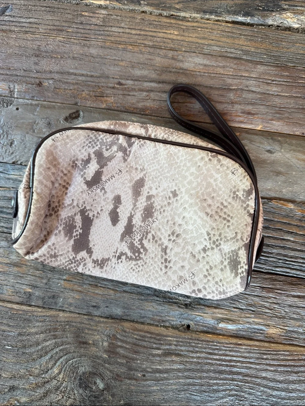 B Makowski Alice copper bronze pebbled leather, gold tone hardware hobo  bag EUC